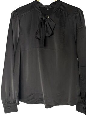 Fashion Nova Black Tie-Front Long Sleeve Blouse